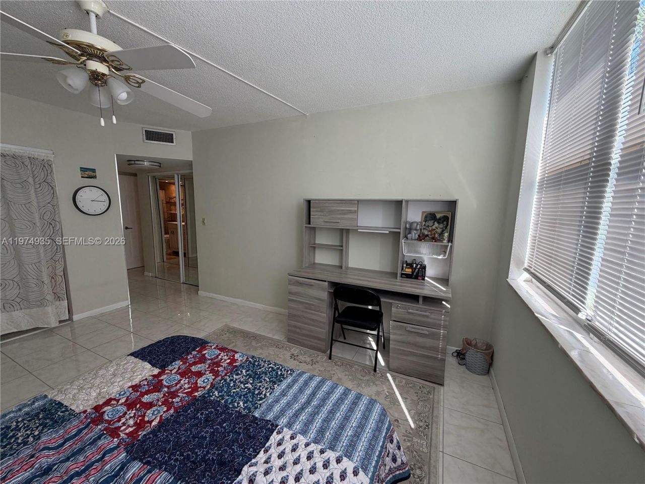 3181 S Ocean Dr , Unit 305, Hallandale Beach, FL 33009 Photo