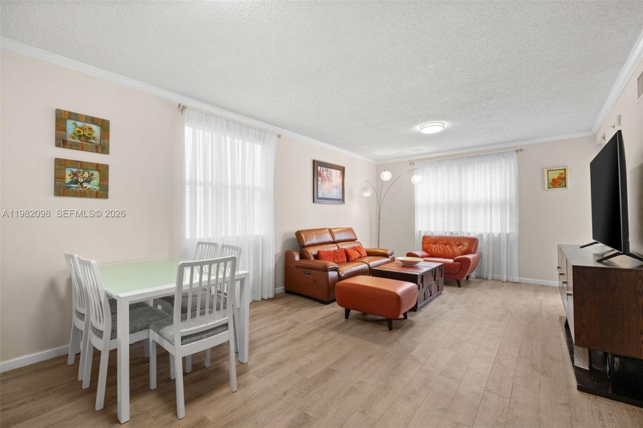 17125 N Bay Rd, Unit 3312, Sunny Isles Beach, FL 33160 Photo