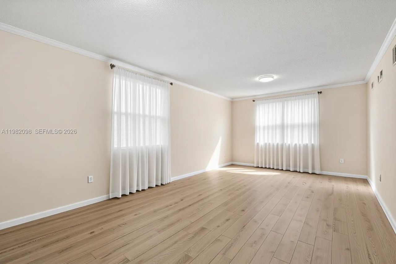 17125 N Bay Rd, Unit 3312, Sunny Isles Beach, FL 33160 Photo