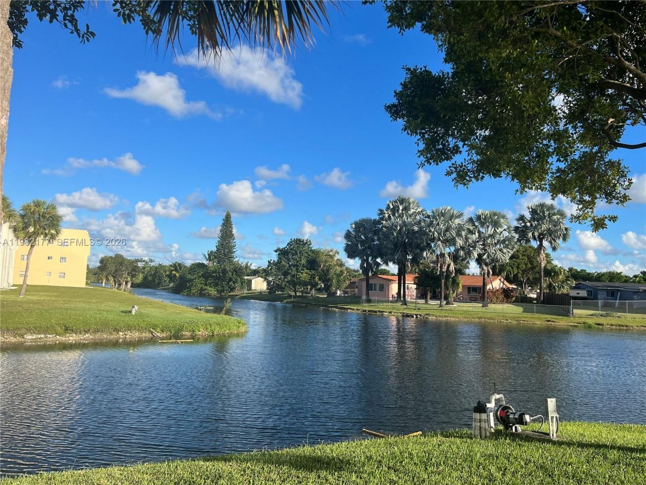 8595 Sunrise Lakes Blvd , Unit 207, Sunrise, FL 33322 Photo