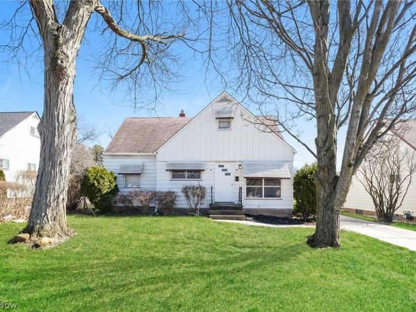 6045 Dunham Road, Maple Heights, OH 44137