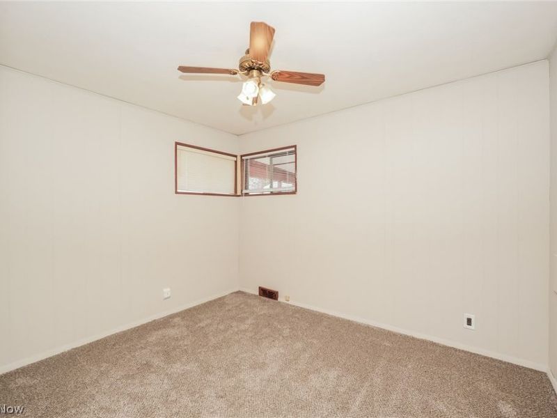 6045 Dunham Road, Maple Heights, OH 44137 Photo 10