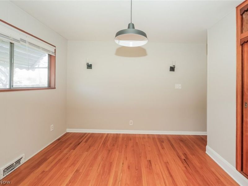 6045 Dunham Road, Maple Heights, OH 44137 Photo 6