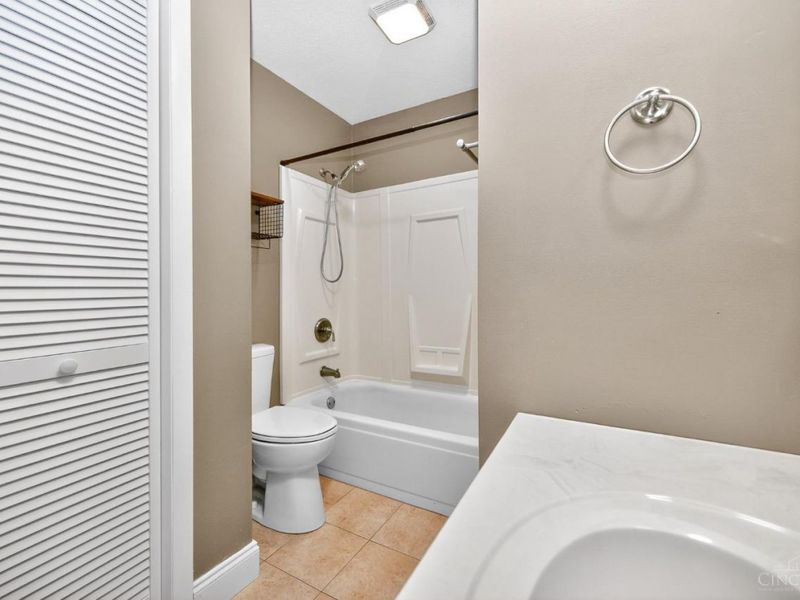 414 Castle Avenue, Mount Orab, OH 45154 Photo 25