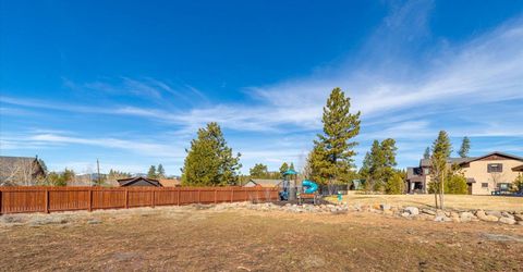 10536 Courtenay Lane, Truckee, CA 96161 Photo