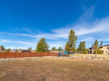 10536 Courtenay Lane, Truckee, CA 96161 Photo