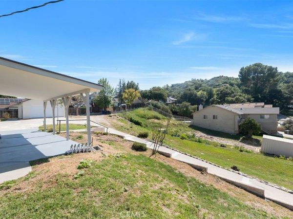 25030 Atwood Boulevard, Newhall, CA 91321