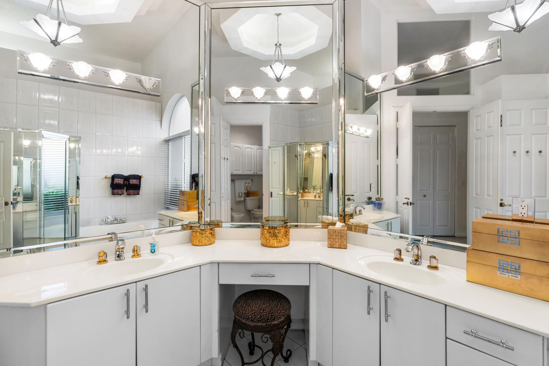 6413 NW 102nd Ter, Parkland, FL 33076 Photo