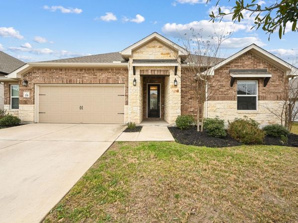228 Helena LN, Kyle, TX 78640