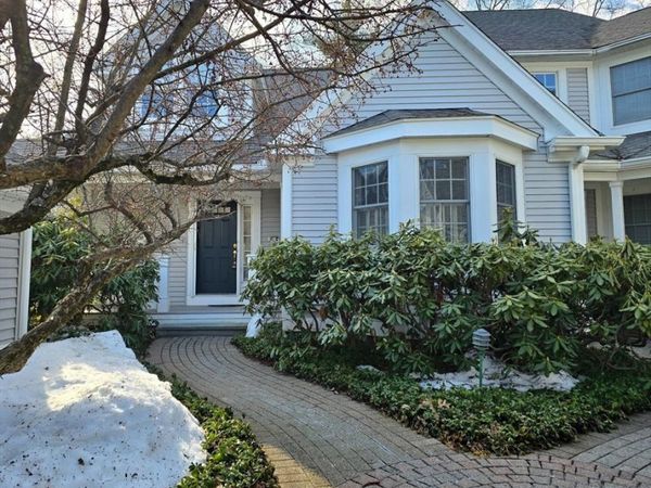 17 Highcroft Way, Unit 17, Hopkinton, MA 01748