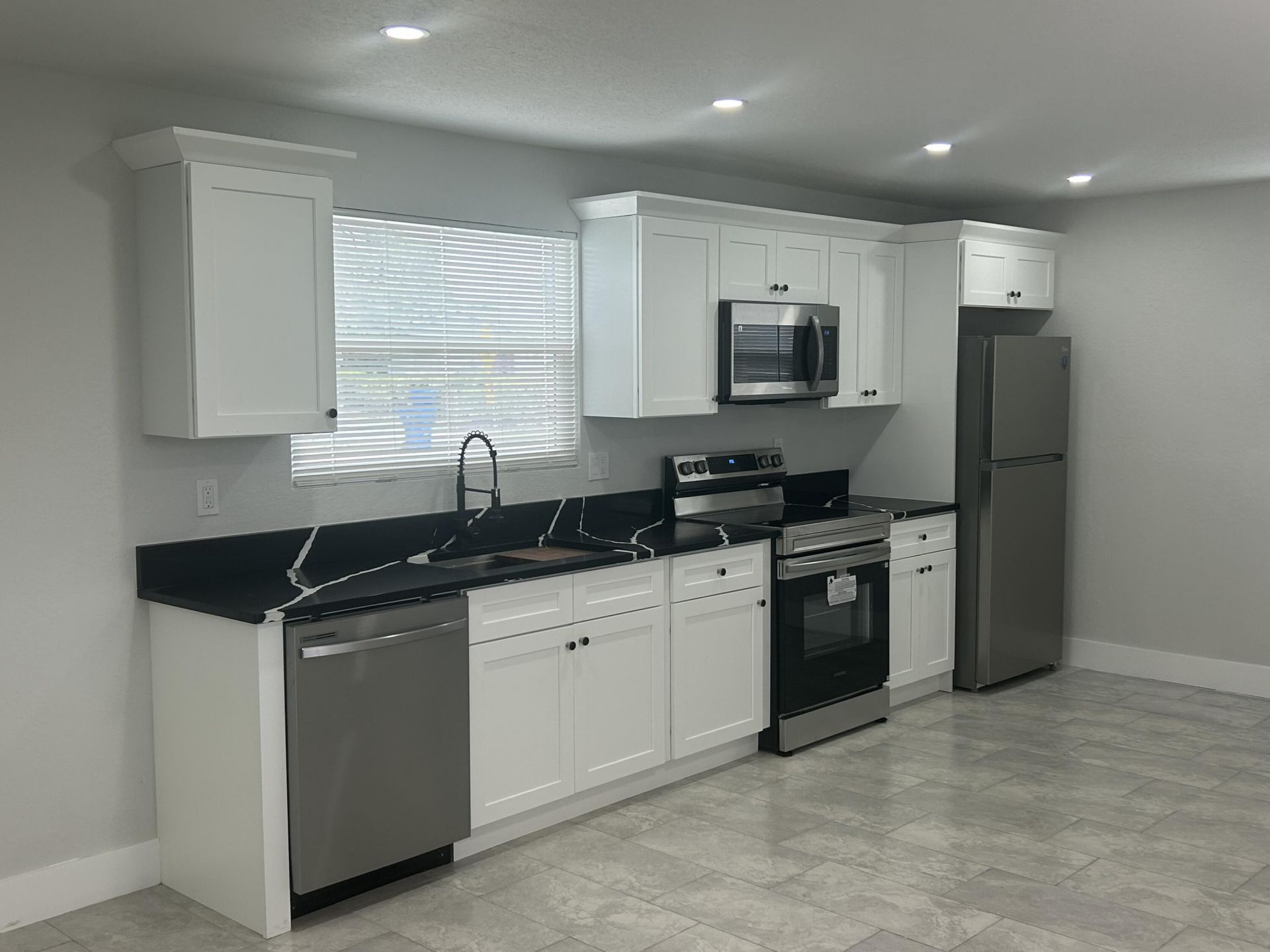 1531 W Avenue H W, Riviera Beach, FL 33404 Photo