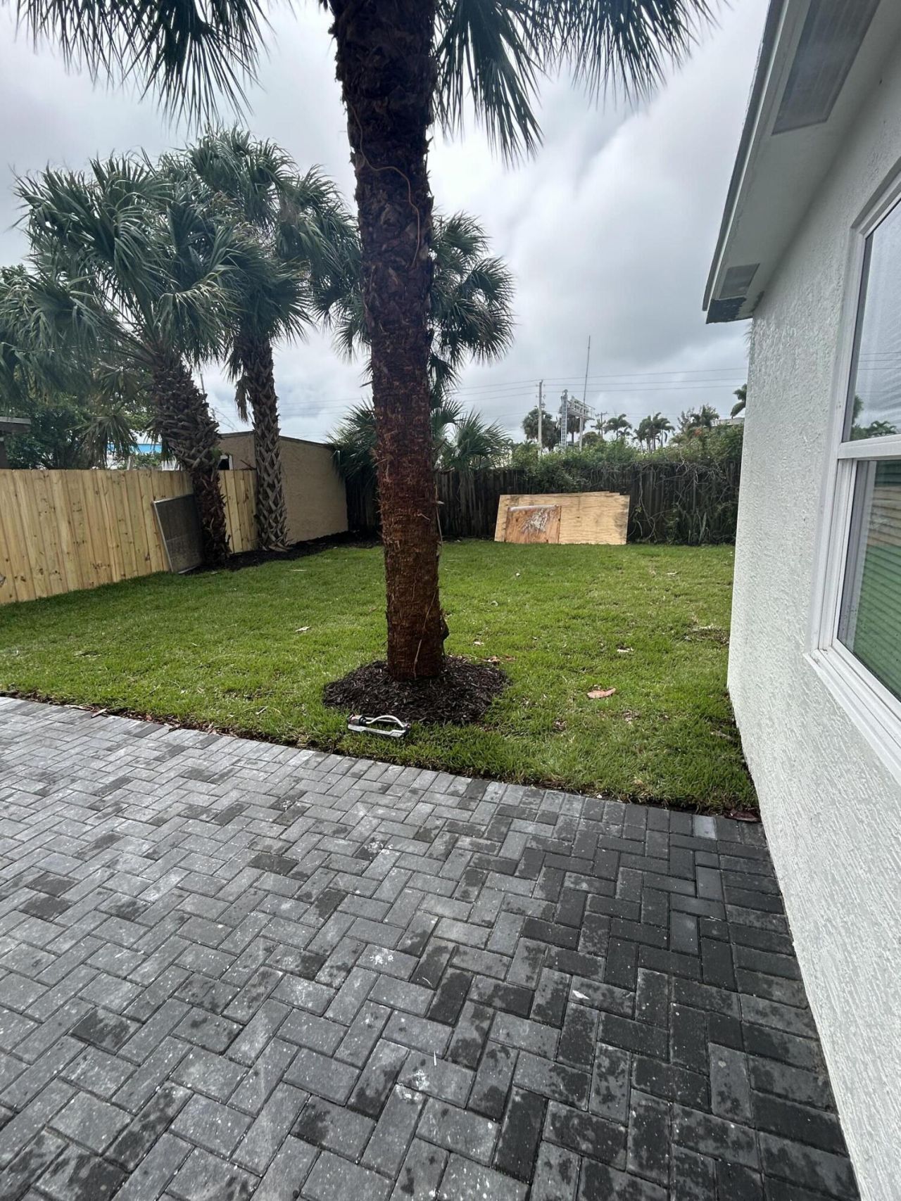 1531 W Avenue H W, Riviera Beach, FL 33404 Photo