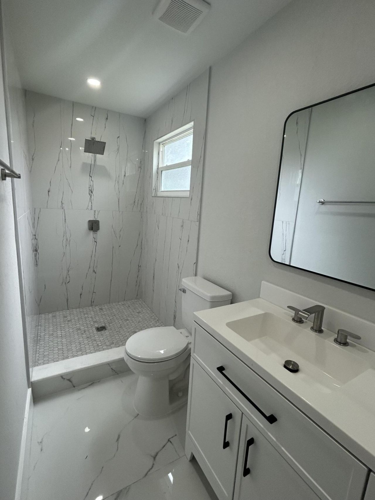 1531 W Avenue H W, Riviera Beach, FL 33404 Photo