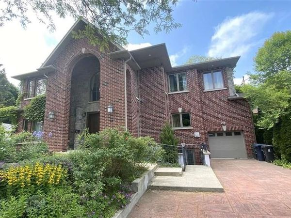 98 BURBANK Drive, Toronto, ON M2K1N4