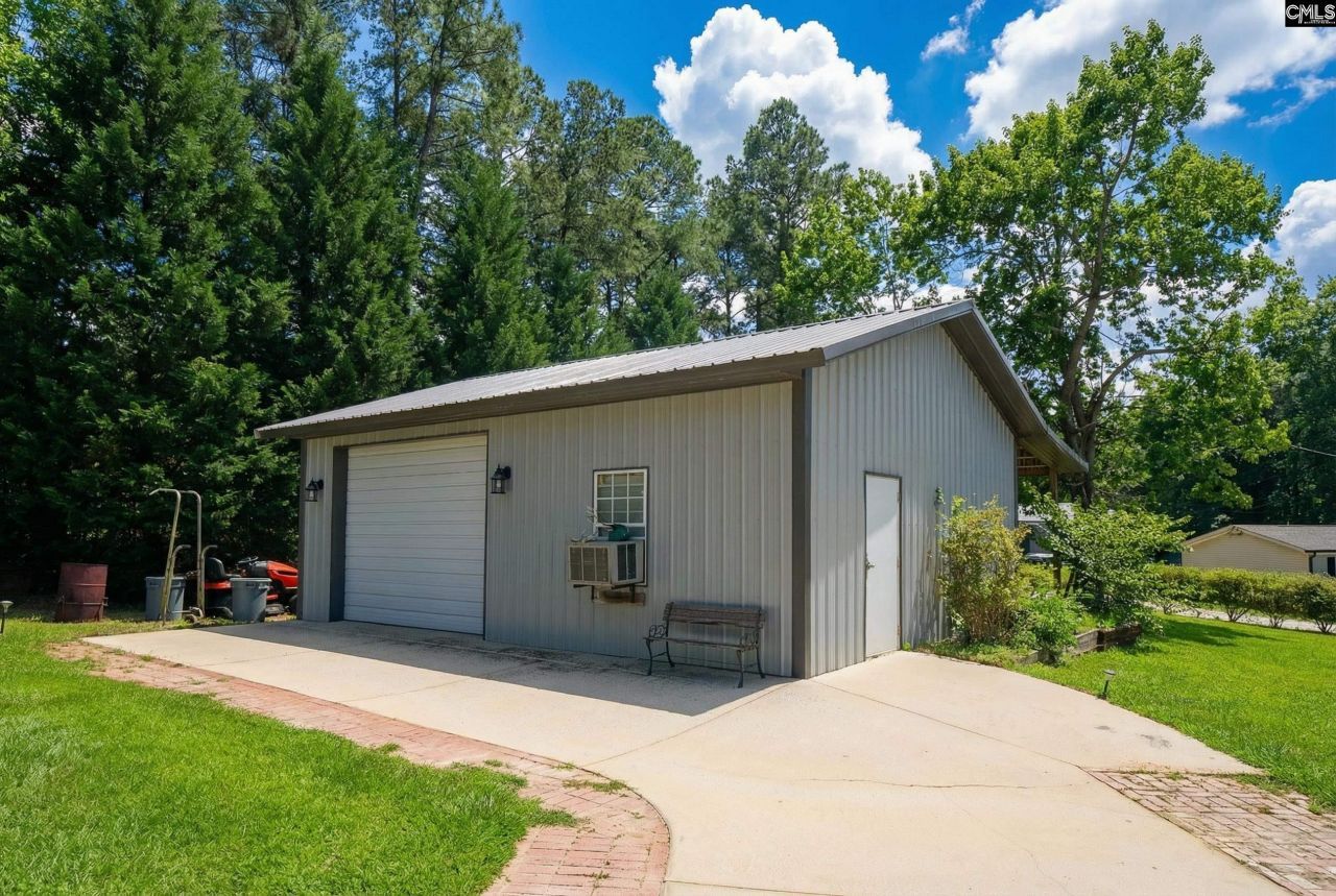 233 Drawdebil Court  Photo 27