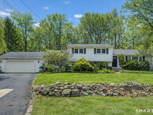 524 Nortontown, Guilford, CT 06437