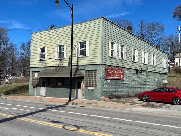 65 Broadway Ave, Wheatland, PA 16161