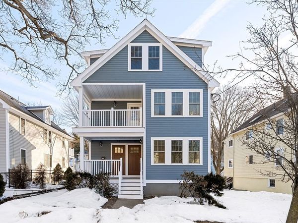 13 Linwood Ave, Unit 13, Melrose, MA 02176