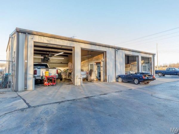 1509 Route 66 , Lebanon, MO 65536