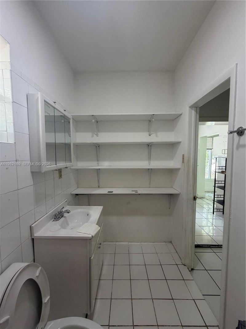 1025 SW 12th St , Unit 2, Miami, FL 33129 Photo