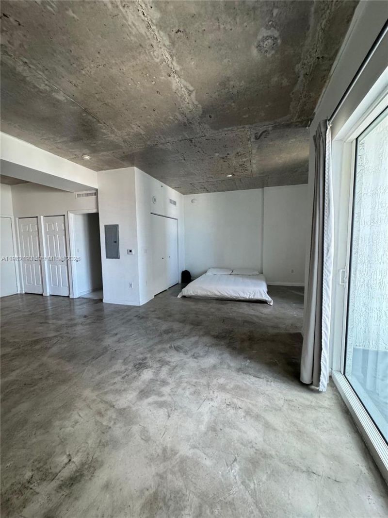 234 NE 3rd St, Unit 2206, Miami, FL 33132 Photo