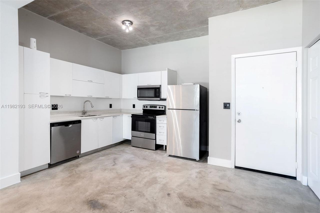 234 NE 3rd St, Unit 2206, Miami, FL 33132 Photo