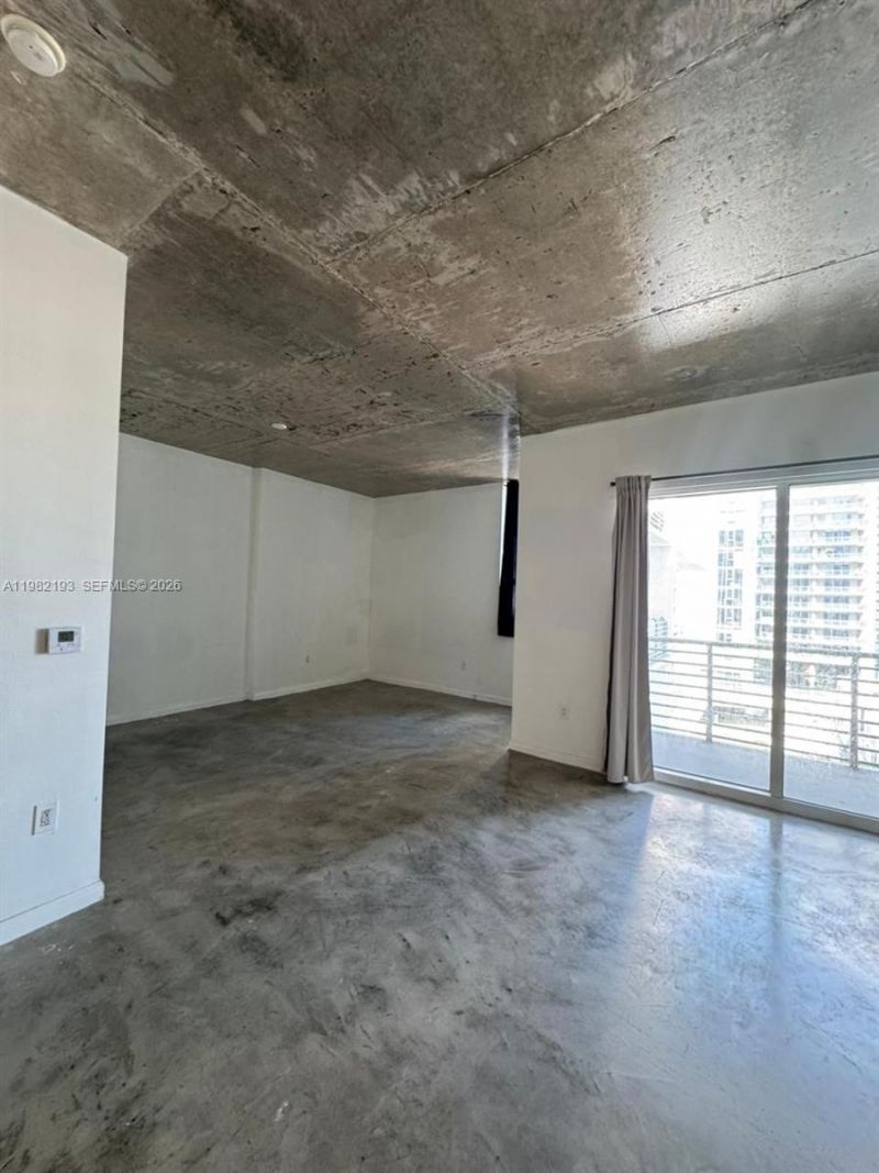 234 NE 3rd St, Unit 2206, Miami, FL 33132 Photo