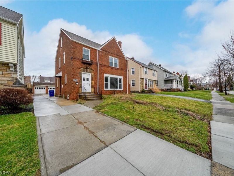 3601 Tullamore Road, University Heights, OH 44118 Photo 3