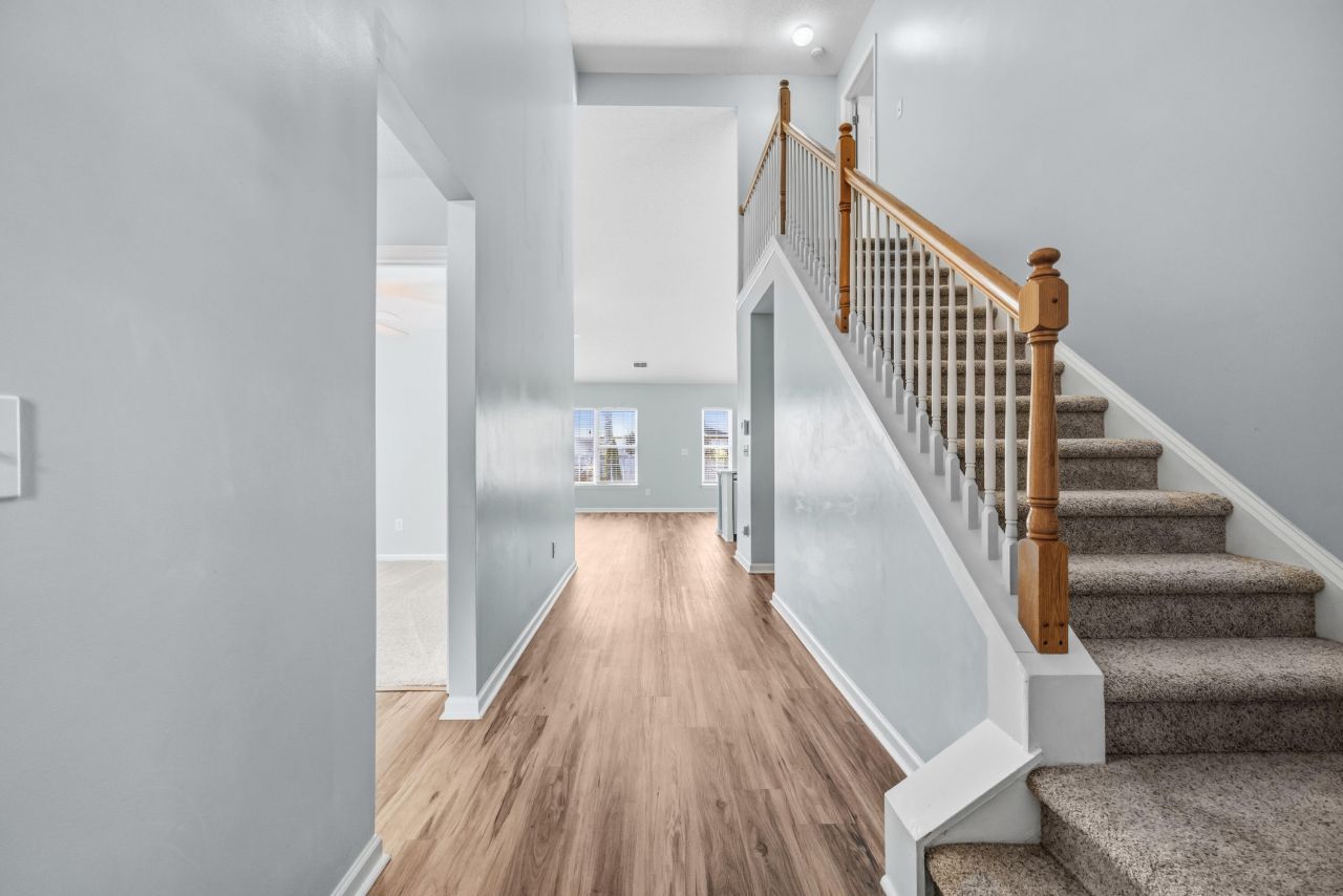 104 Oakbluff Road Photo 2