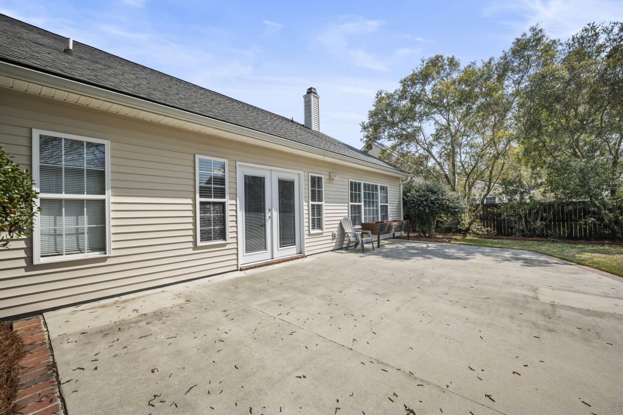 104 Oakbluff Road Photo 21