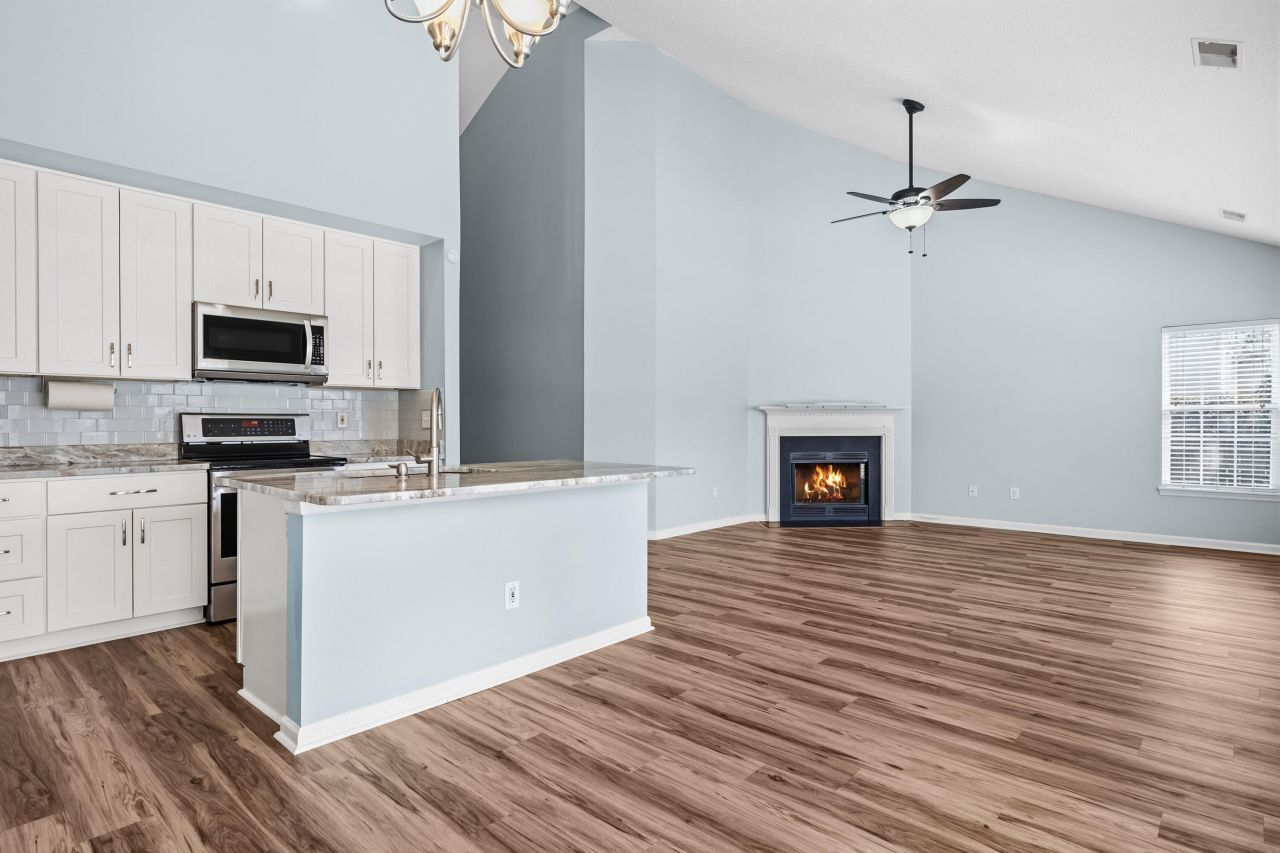 104 Oakbluff Road Photo 4