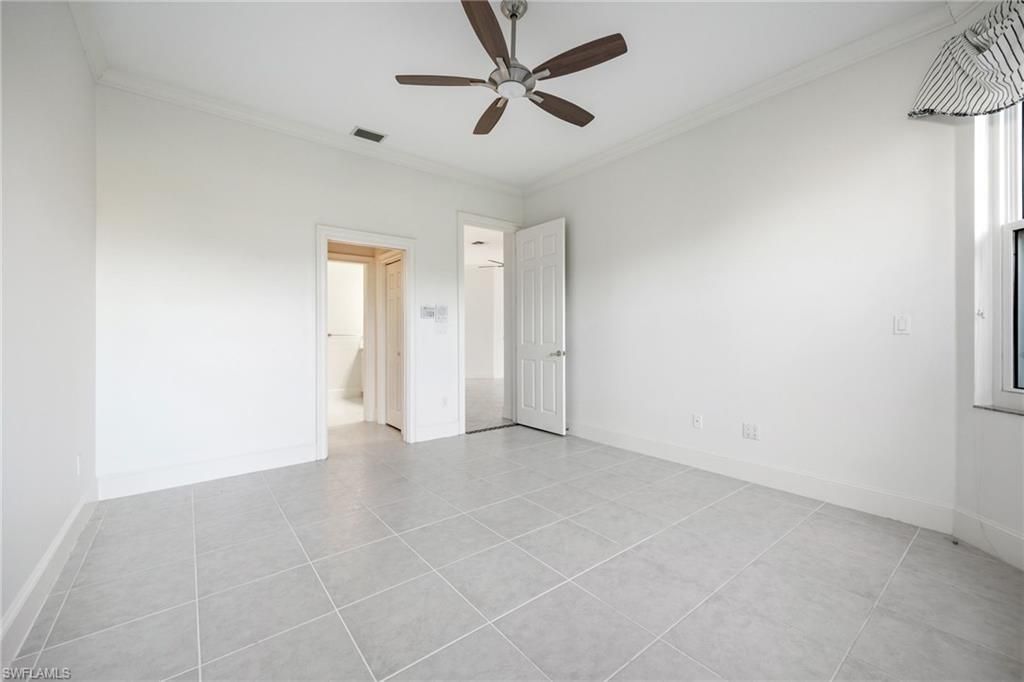 982 Fountain Run, Naples, FL 34119 Photo