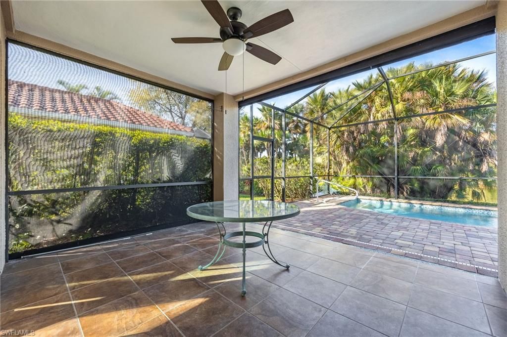 982 Fountain Run, Naples, FL 34119 Photo