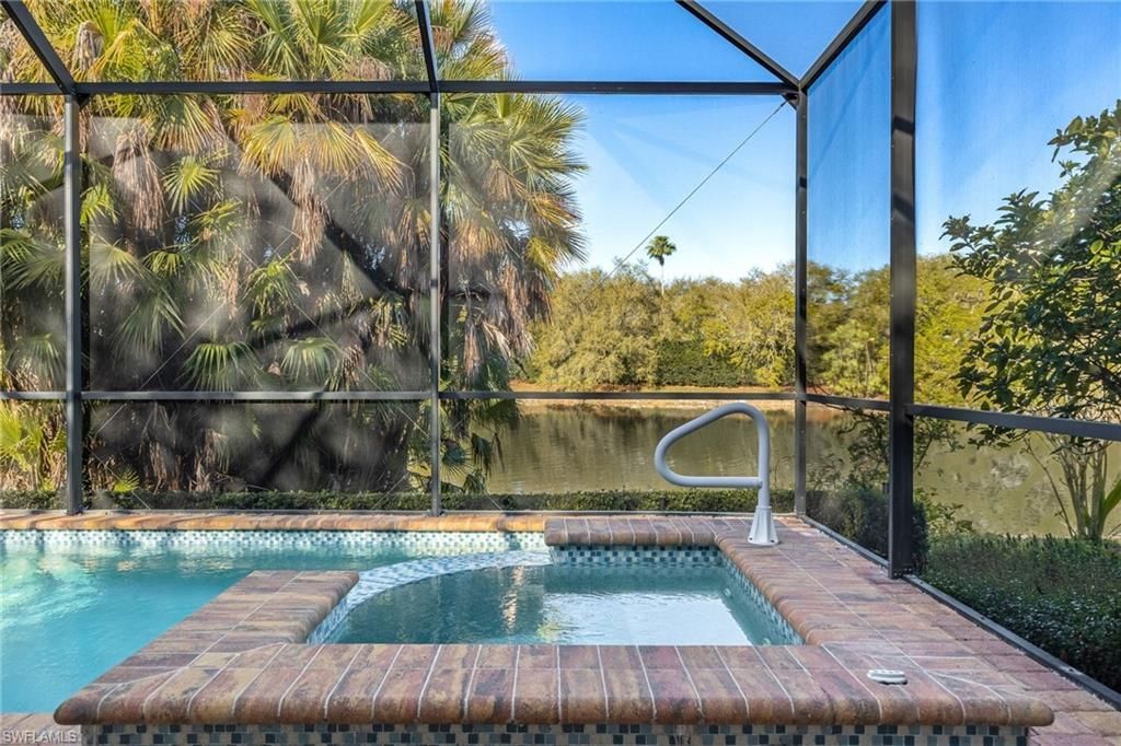 982 Fountain Run, Naples, FL 34119 Photo