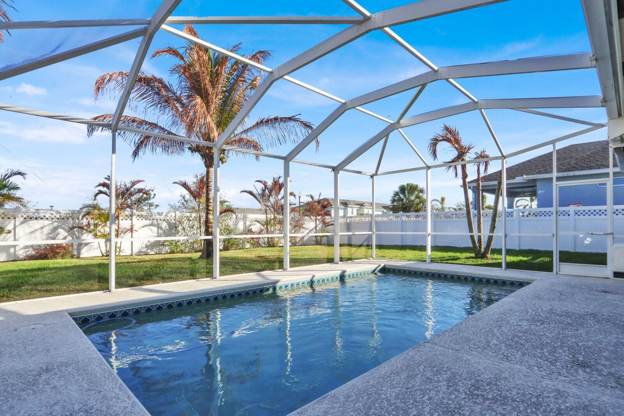 10283 SW Waterway Lane, Port Saint Lucie, FL 34987 Photo