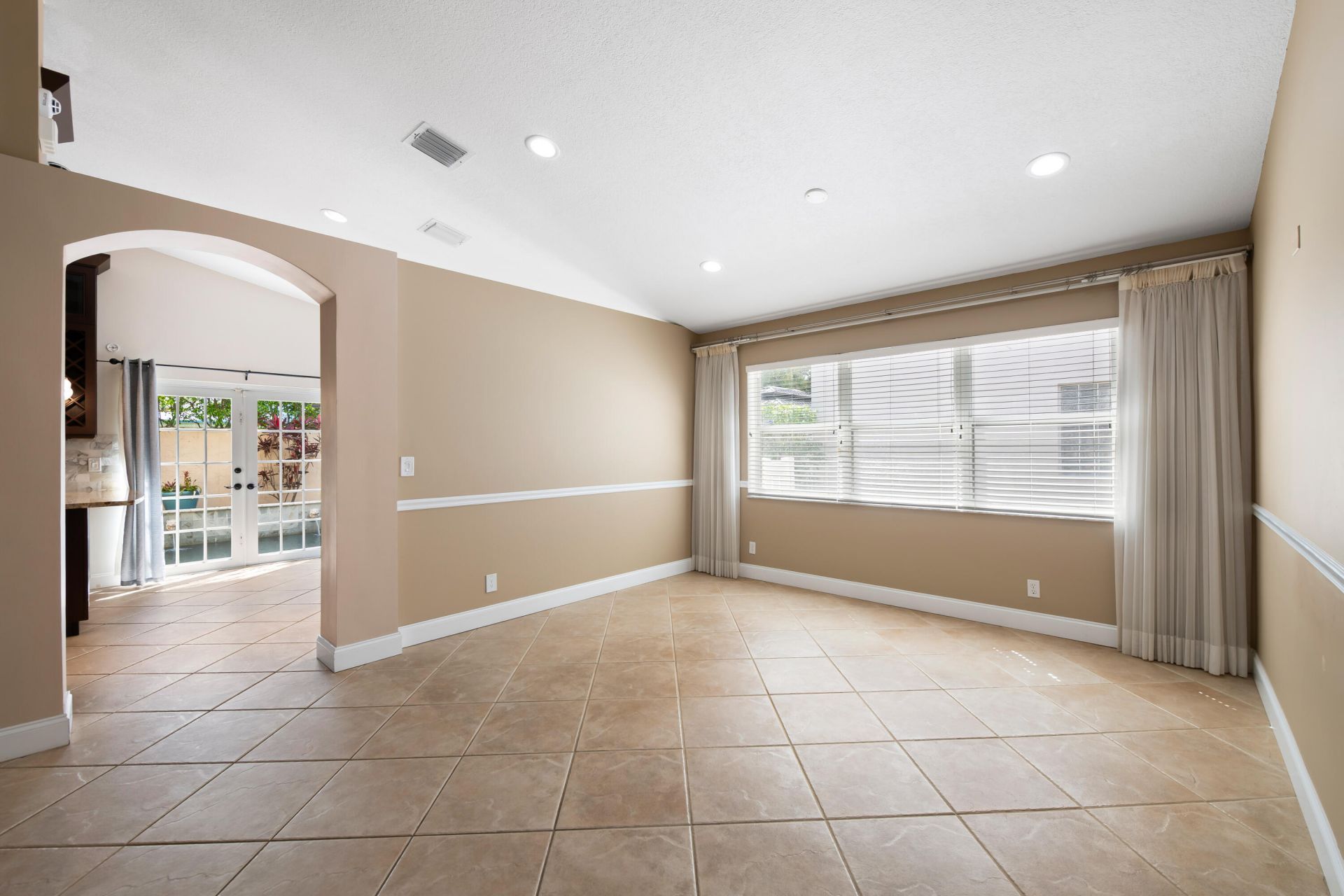 2850 E Sable Circle, Margate, FL 33063 Photo