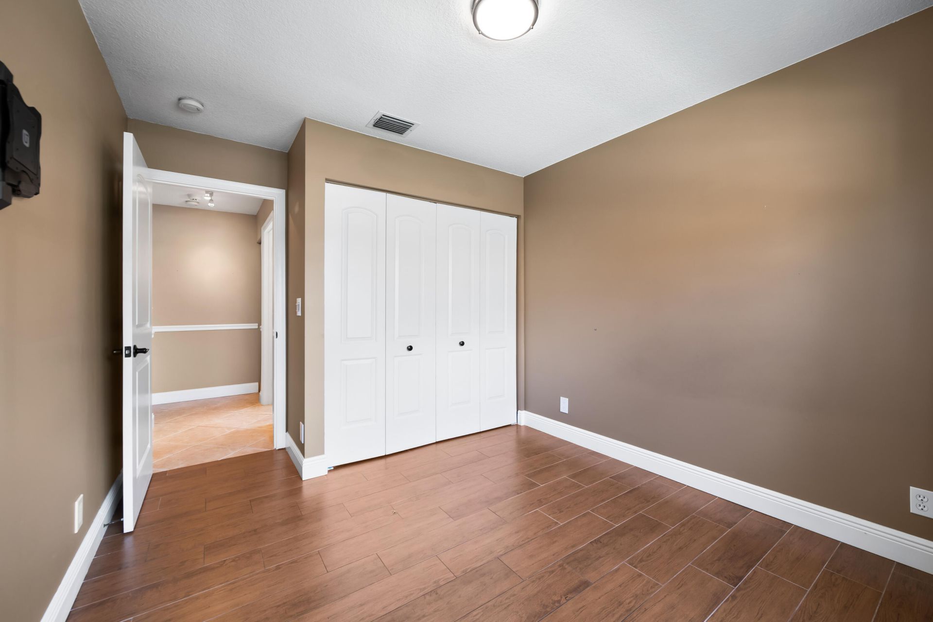 2850 E Sable Circle, Margate, FL 33063 Photo