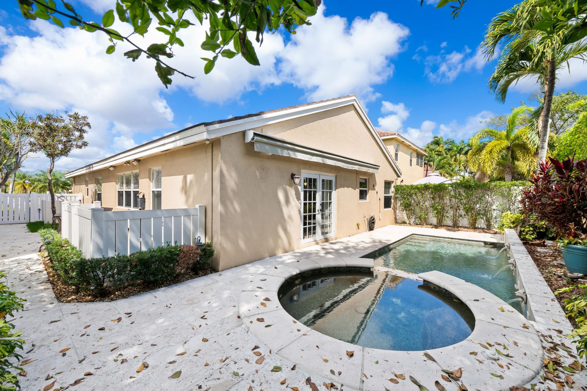 2850 E Sable Circle, Margate, FL 33063 Photo