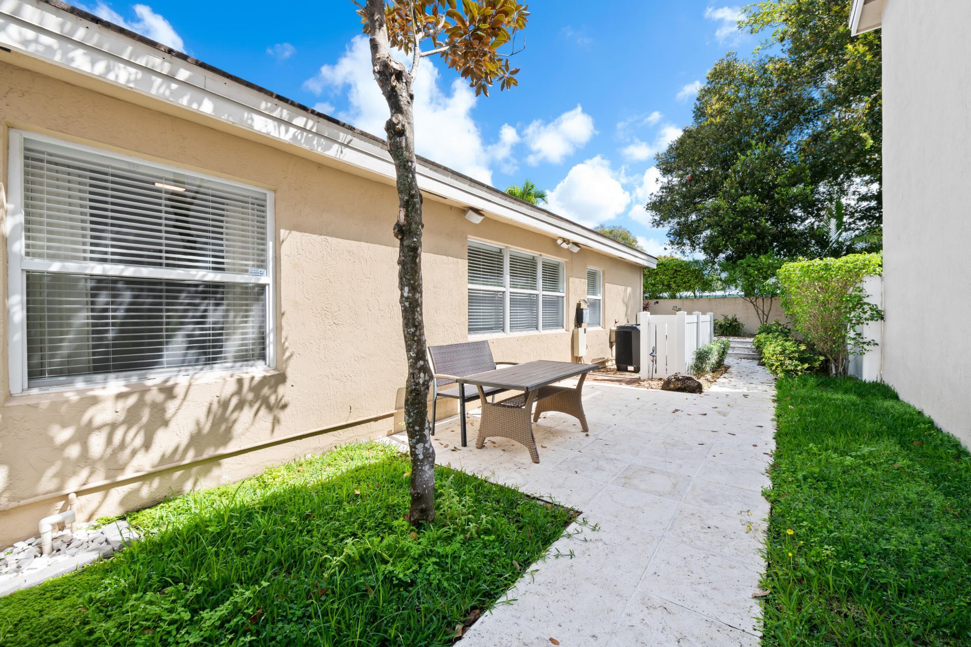 2850 E Sable Circle, Margate, FL 33063 Photo