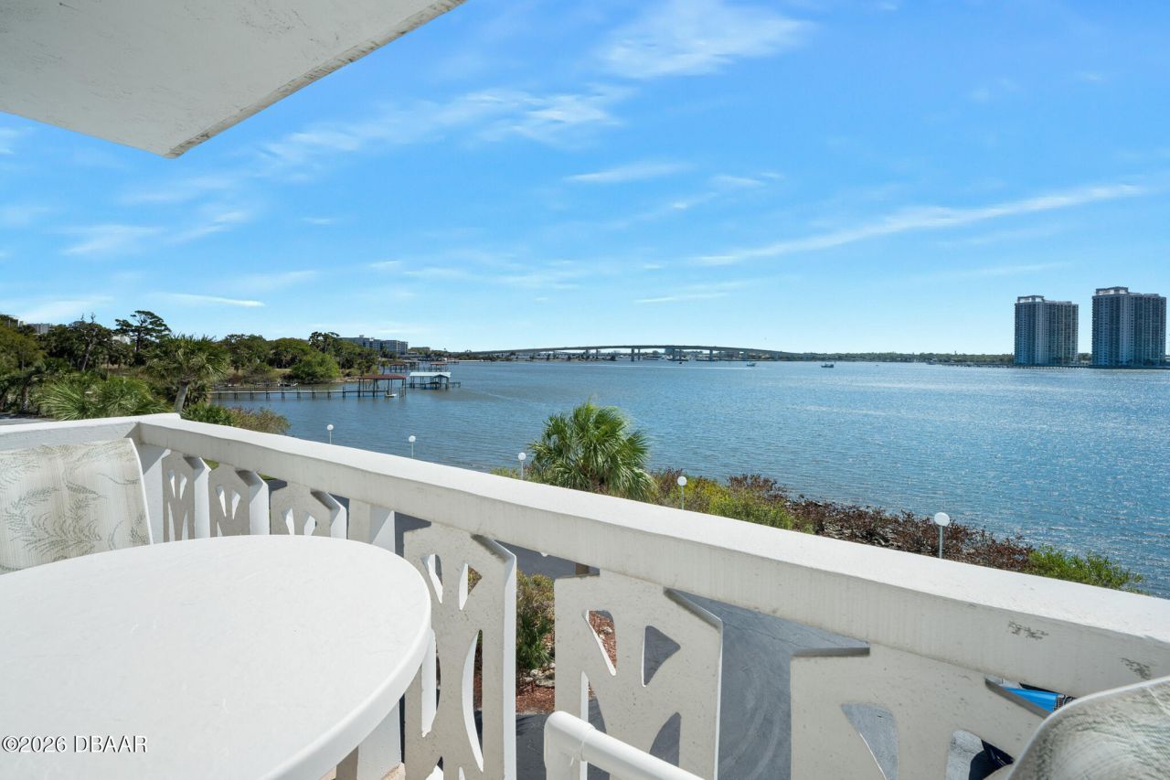 925 N Halifax Avenue, Unit 204, Daytona Beach, FL 32118 Photo