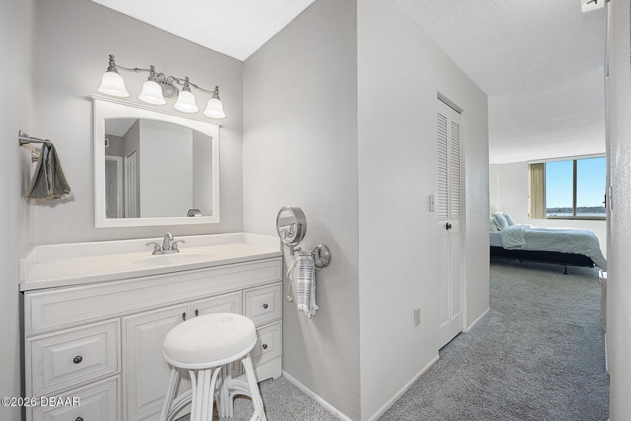 925 N Halifax Avenue, Unit 204, Daytona Beach, FL 32118 Photo