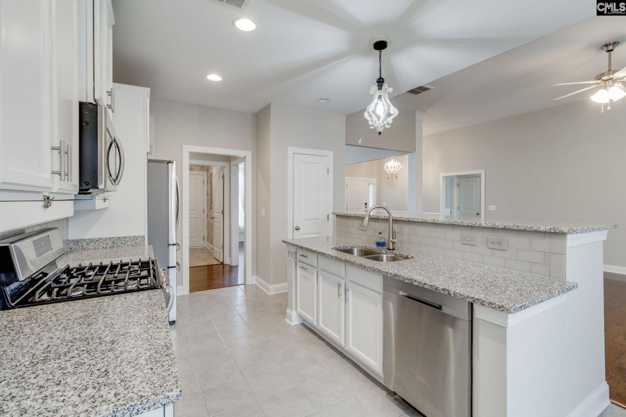 571 Maple Valley Loop  Photo 12