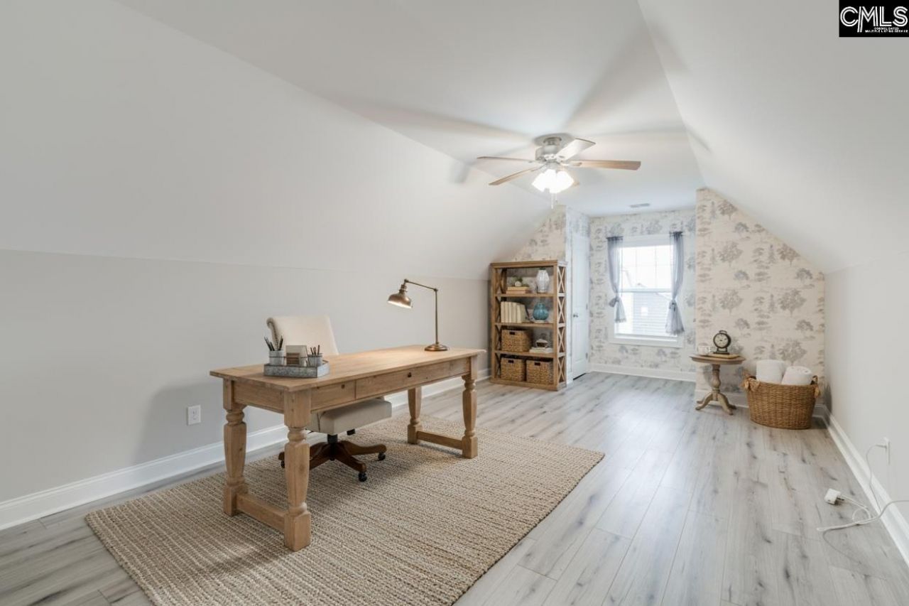 571 Maple Valley Loop Photo 32