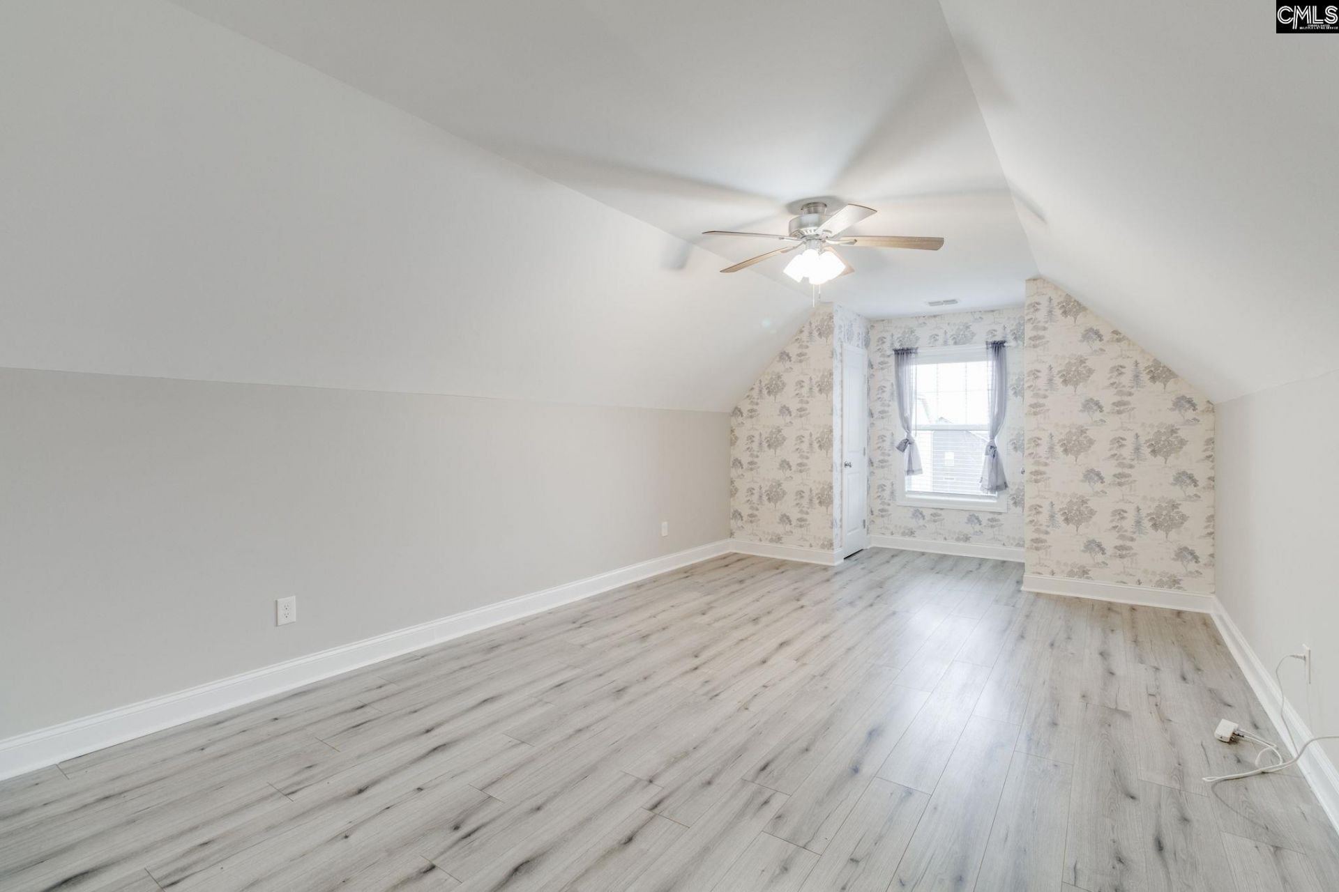 571 Maple Valley Loop Photo 33