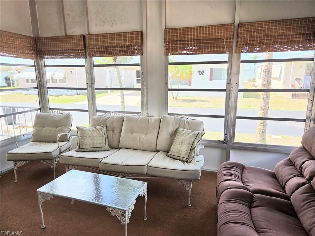 561 Winning Way, North Fort Myers, FL 33917 Photo