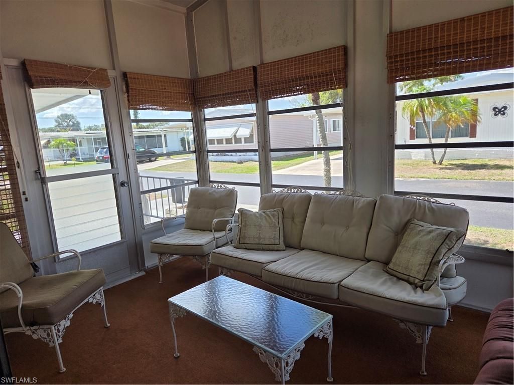 561 Winning Way, North Fort Myers, FL 33917 Photo