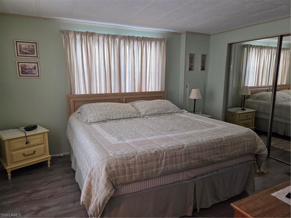 561 Winning Way, North Fort Myers, FL 33917 Photo