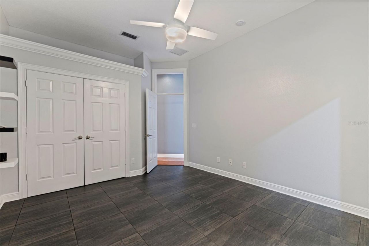 618 Saxony Boulevard , Saint Petersburg, FL 33716 Photo