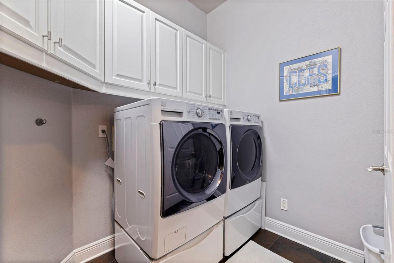 618 Saxony Boulevard , Saint Petersburg, FL 33716 Photo