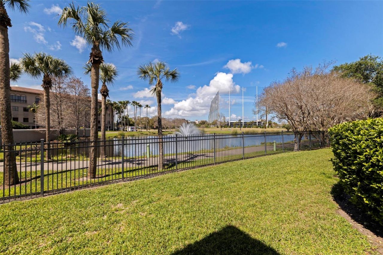 618 Saxony Boulevard , Saint Petersburg, FL 33716 Photo